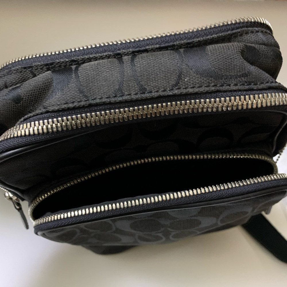 Men’s Signature CC Crossbody Bag - Picture 7 of 12